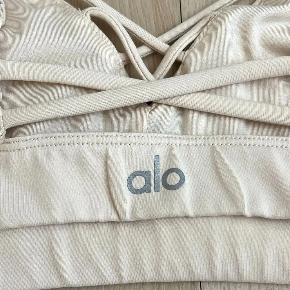 Alo Yoga Interlace Ivory Sports Bra Size Small Balletcore / Minimalist